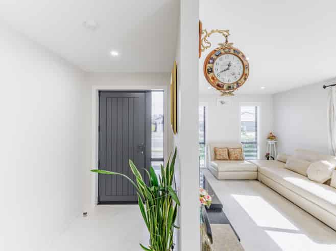 16 Probert Crescent, Chartwell