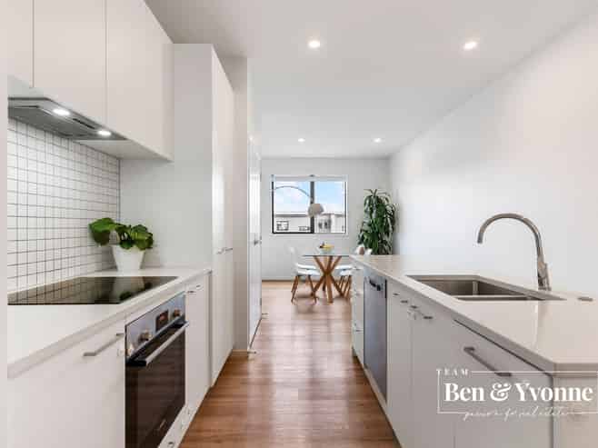8/2 Tahuhu Road, Mount Wellington