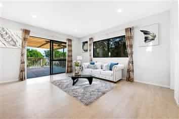 32 The Enclave, Totara Heights