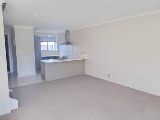 9B Clearwater Cove, Hobsonville