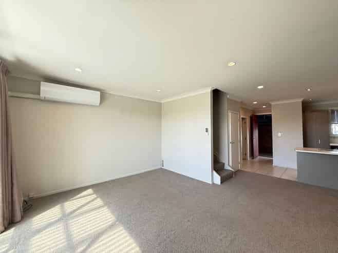 9B Clearwater Cove, Hobsonville