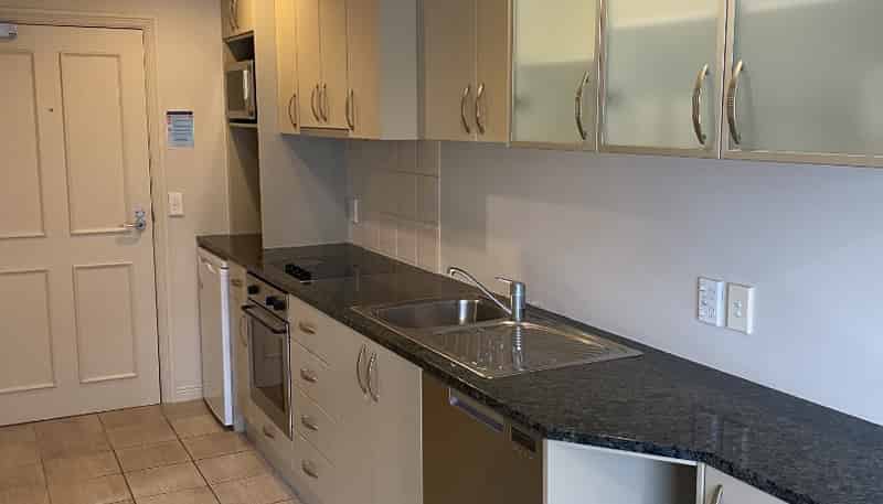 2B/118 Gladstone Road, Parnell