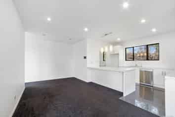 42a Seaview Road, Glenfield