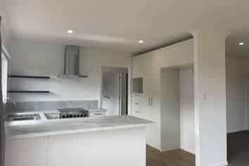 96 Jonathon Street, Brookfield