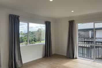 96 Jonathon Street, Brookfield
