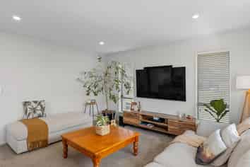 6 Bob Reid Crescent, Darfield