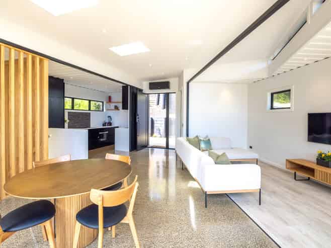 14 Okoka Road, Omiha