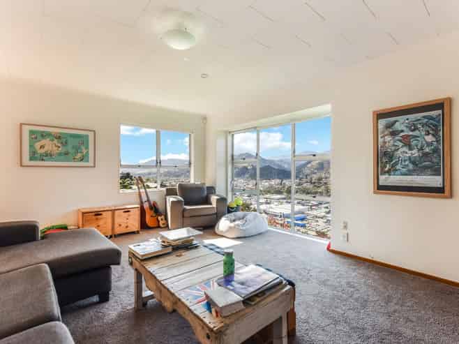 2 Jasper Way, Washington Valley