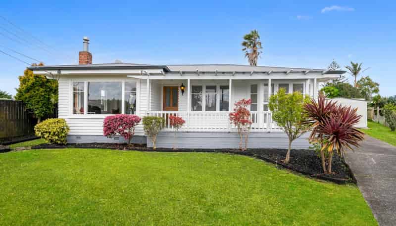 19 Edgerton Road, Te Atatu Peninsula