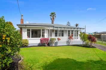 19 Edgerton Road, Te Atatu Peninsula