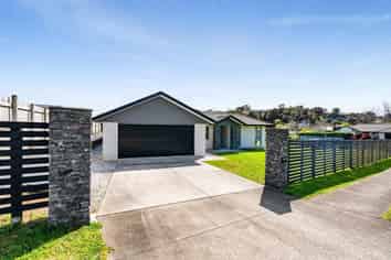 23 Garrett Drive , Whalers Gate
