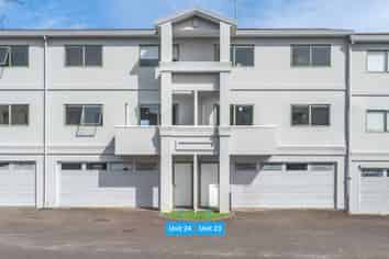 24/1A Harrison Road, Mount Wellington