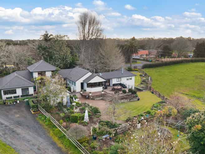 554 Kingseat Road, Waiau Pa