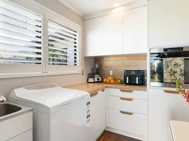 554 Kingseat Road, Kingseat