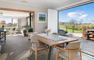 554 Kingseat Road, Waiau Pa