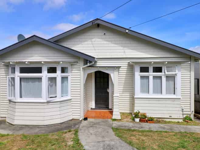 118 Donald Street, Karori