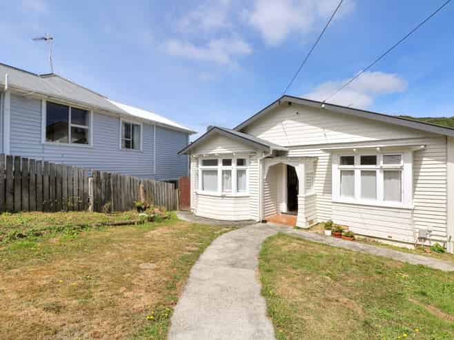118 Donald Street, Karori