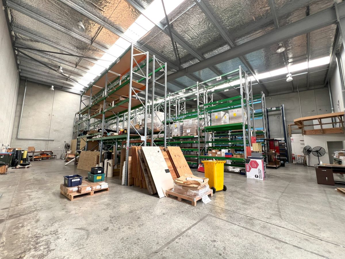High stud Church St warehouse - Ansicht 2