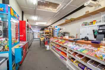 MAIN STREET OPPORTUNITY!