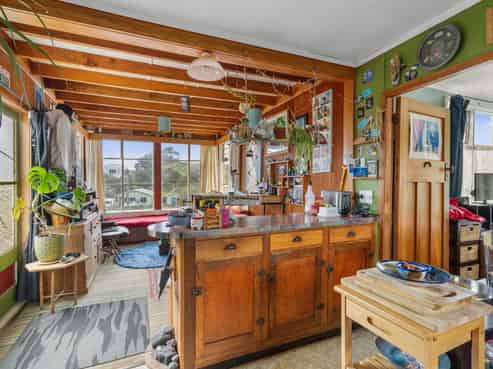 643 Waitarere Beach Road, WAITARERE BEACH