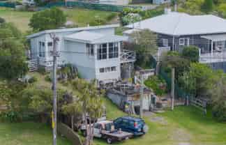643 Waitarere Beach Road, WAITARERE BEACH