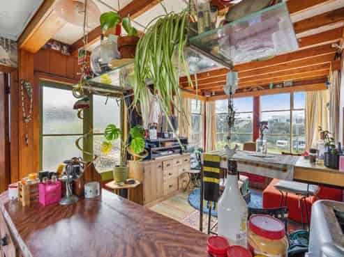 643 Waitarere Beach Road, WAITARERE BEACH