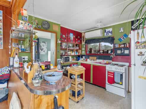 643 Waitarere Beach Road, WAITARERE BEACH