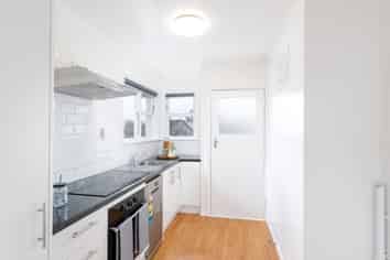 4/28 Dunns Street, Silverstream