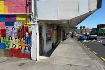 AFFORDABLE RETAIL ON ROSEBANK ROAD
