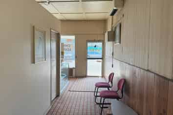 AFFORDABLE RETAIL ON ROSEBANK ROAD
