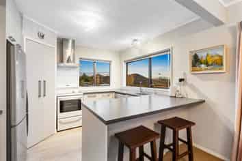 2/49 Dalwhinnie Parade, Highland Park