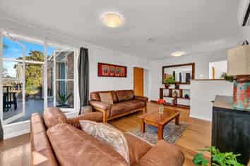 30 Weybridge Crescent, Glen Innes