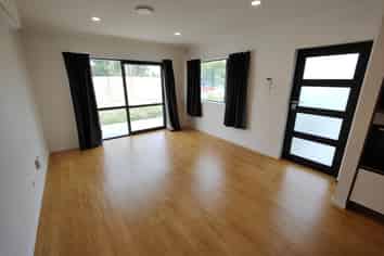 77A Fifth Avenue, Enderley