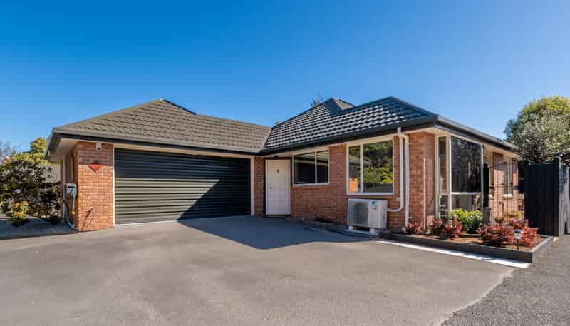 4/135 Brookside Terrace, Bryndwr