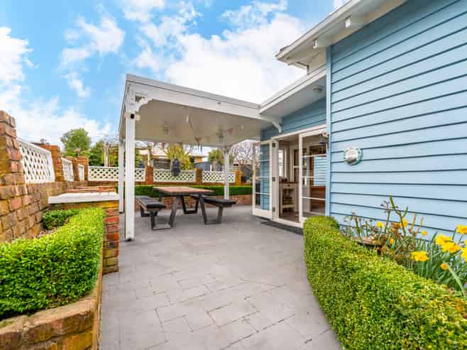 51 Rathmore Street, West End