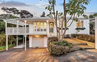 43b Aeroview Drive, Beach Haven