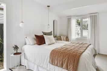 43b Aeroview Drive, Beach Haven