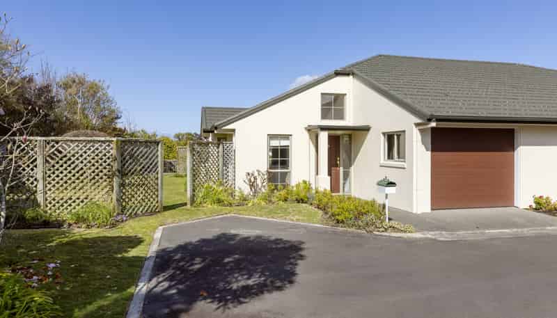 41 Lakeridge Close, Rangatira Park