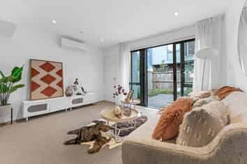 5/2B Walsall Street, Avondale