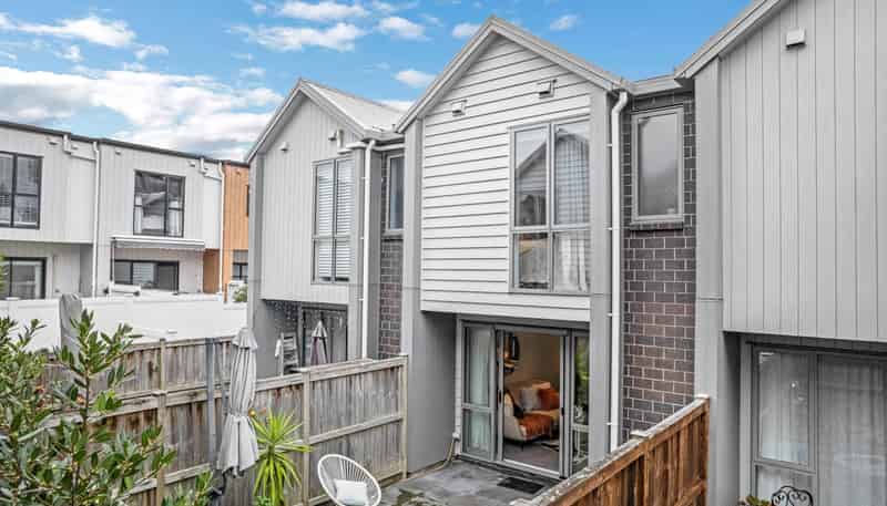 5/2B Walsall Street, Avondale