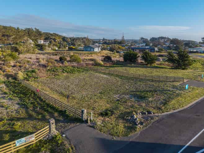 184 Park Avenue, WAITARERE BEACH