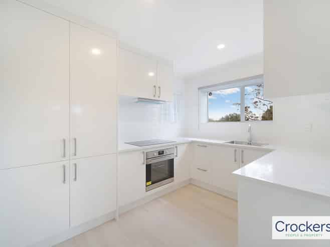 2/75 Atkinson Road, Titirangi