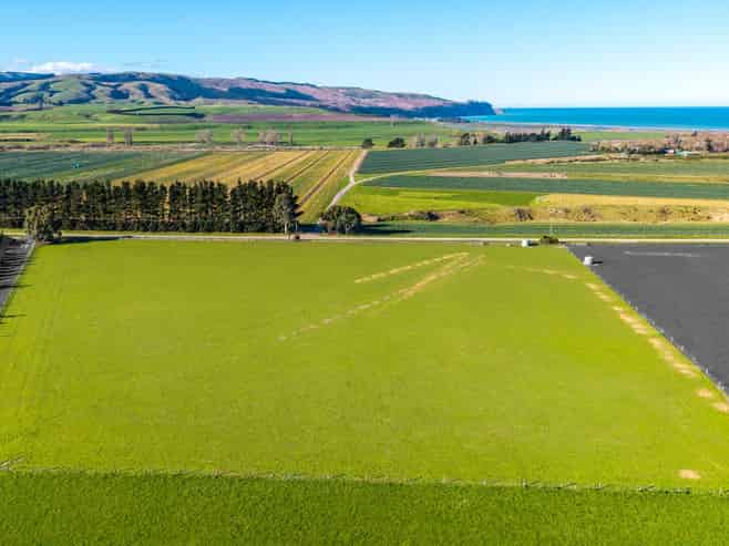 156 Webbs Road, Amberley