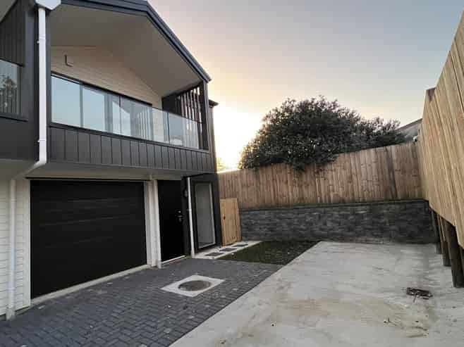  6C & F Hyde Street, Manurewa