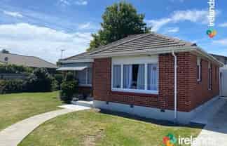 6 Horseshoe Lake Road, Shirley