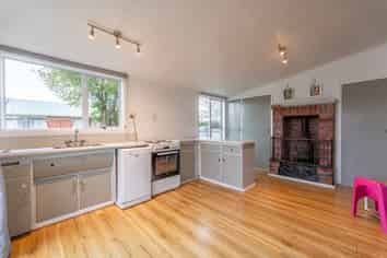 22 Craigie Avenue, Parkside
