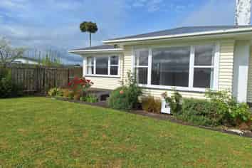 127 Swansea Road, Stratford
