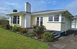 127 Swansea Road, Stratford