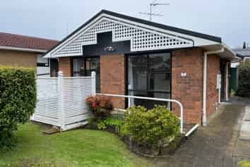 7/16 John Bracken Way, Beach Haven