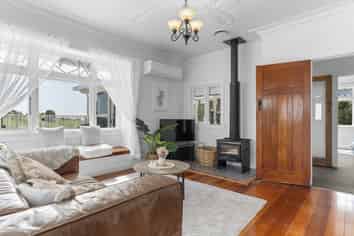 213 Upper Timaru Road, Pitone